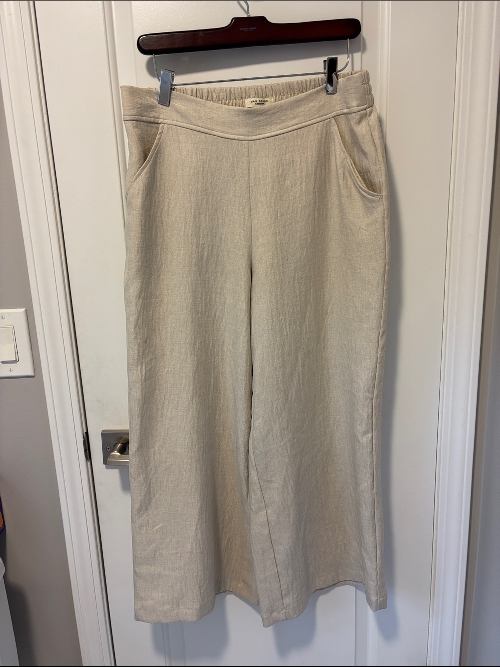 Max Studio Pull-on Wide-Leg Pants in Light Beige 25" inseam worn once Large